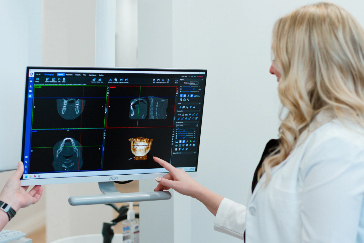 Couple of Veneers patients very happy with their new dental veneers from Smile Haven in St Charles IL